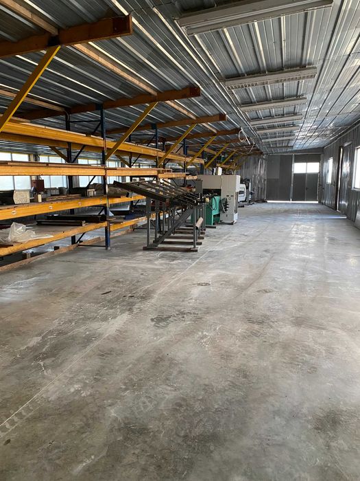 Wynajem pomieszczeń z maszynami do obróbki metalu