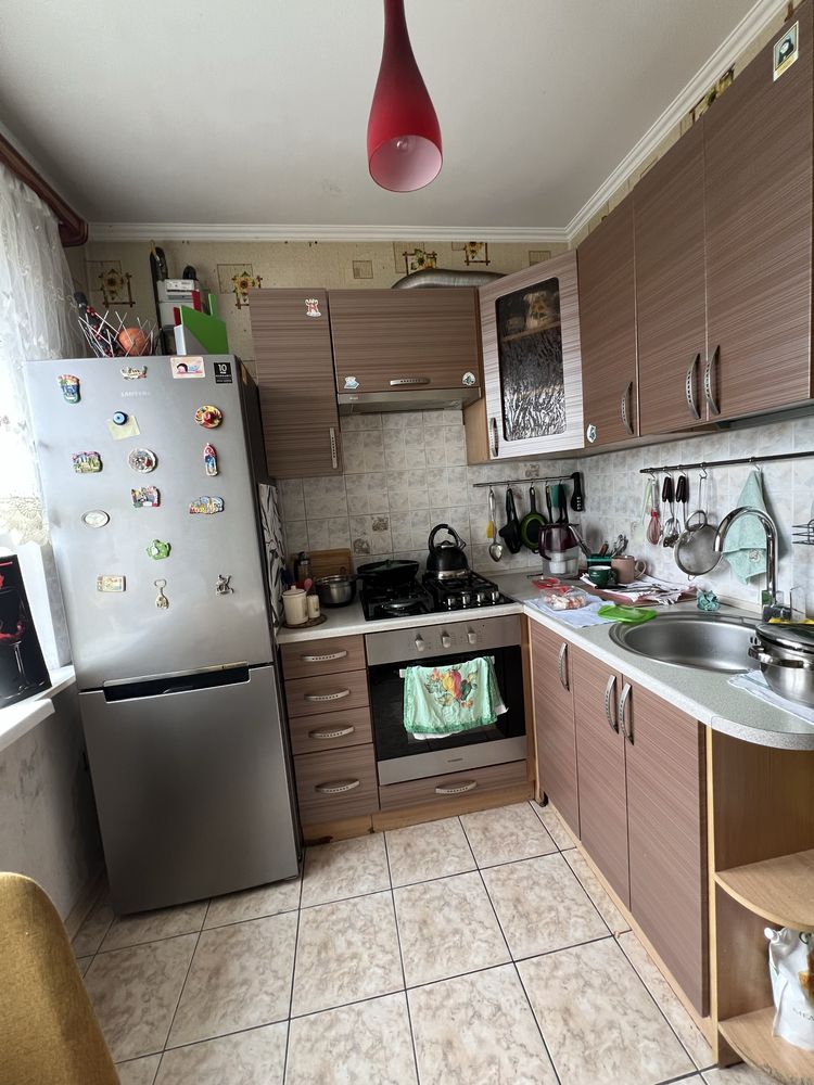 Продам 3 х к Черемушки с ремонтом Гайдара /Инглези