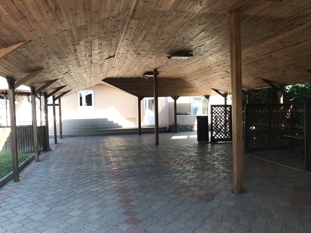 Продам кафе в центрі міста