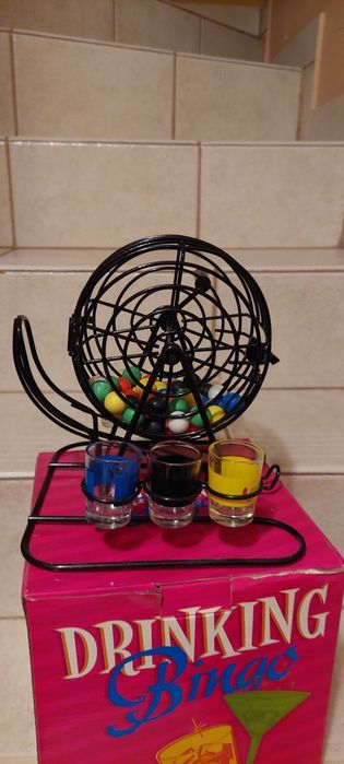 Gra imprezowa drinking bingo, prezent