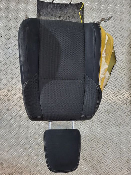 Toyota Rav4 IV Oparcie Fotela Prawy Przód Fotel