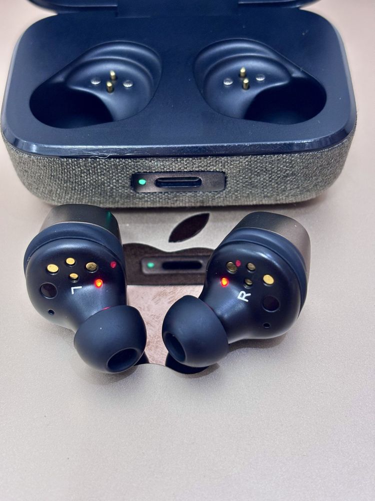 Наушники Sennheiser Momentum 4 gold