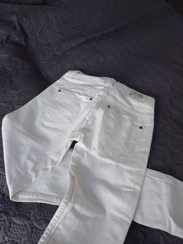 Białe spodnie nowe bez metki w 28 L32
