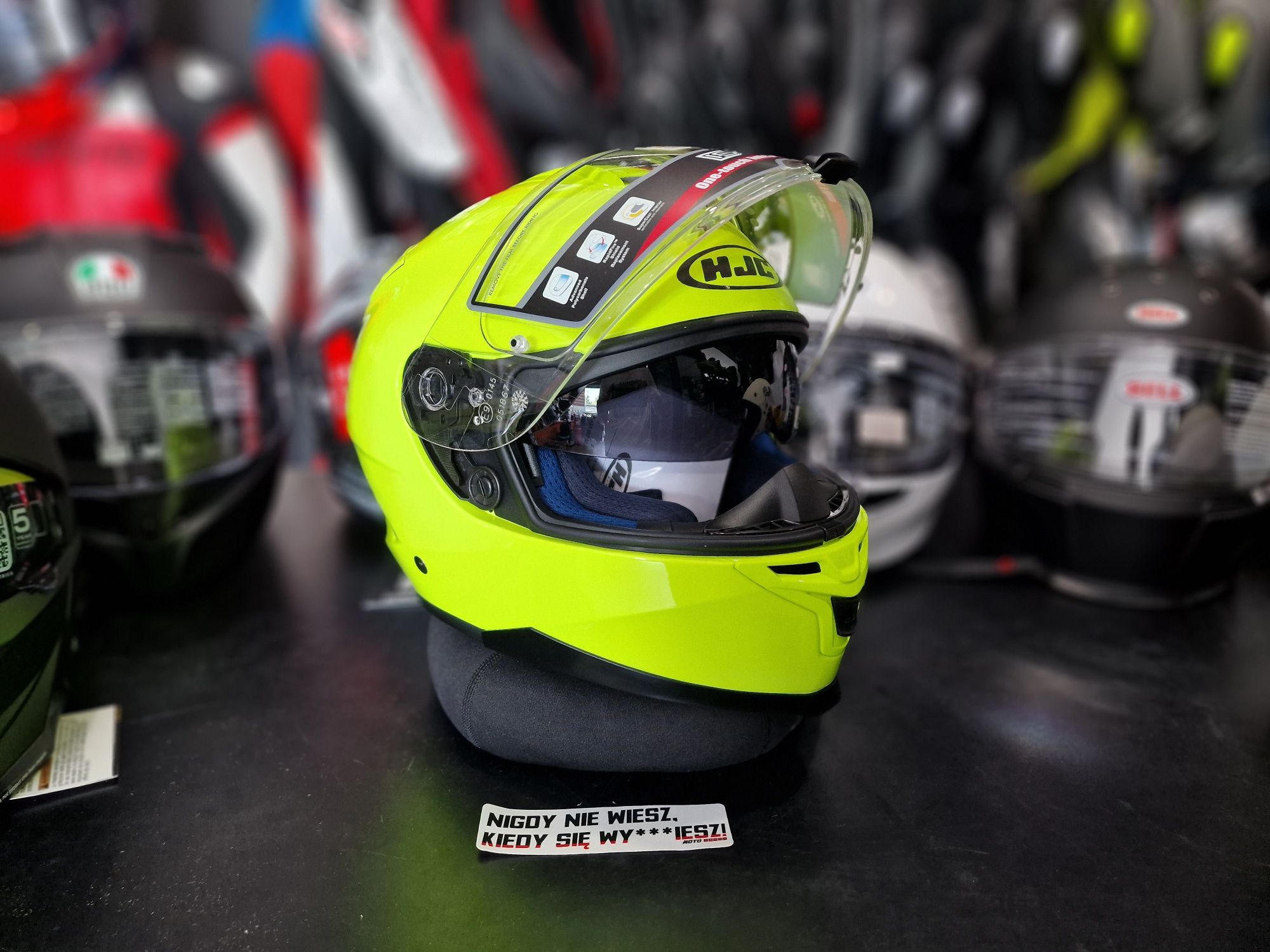 MotoSzafa Kask HJC IS-17 SOLID FLUORESCENT !gratisy/raty!