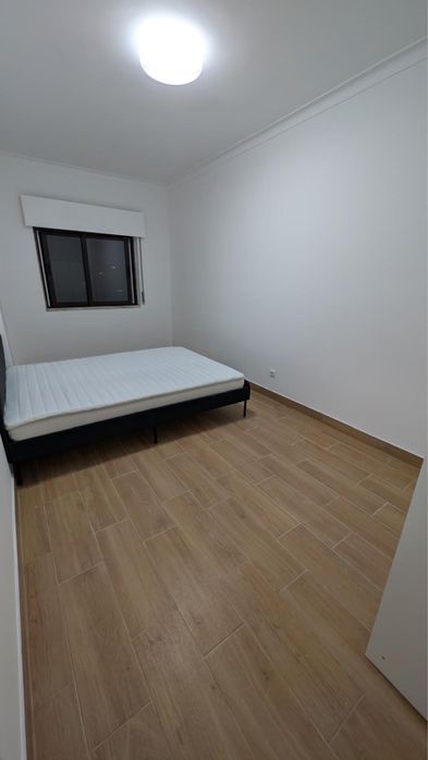 Quarto para alugar barreiro e amora