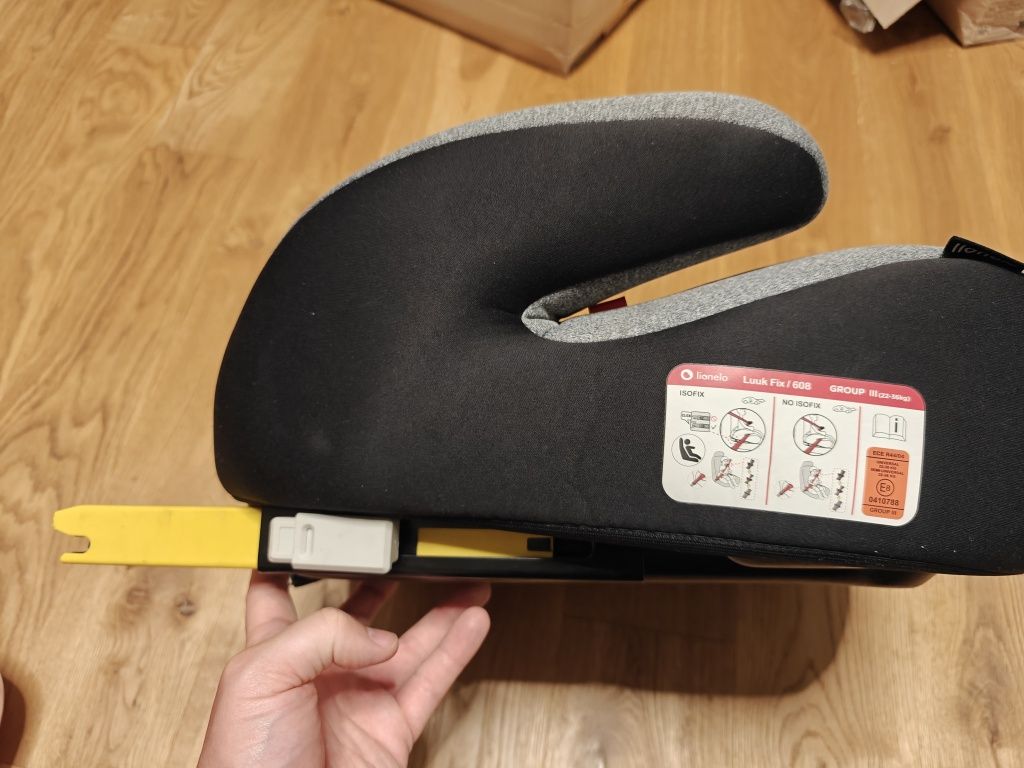 Poduszka poddupnik fotelik Lionelo Luuk Fix stan bdb z i bez isofix
