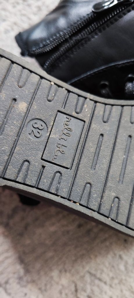 Buty dla dziewczynki