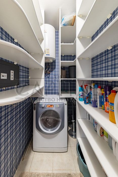 Оренда 5к квартири, вул. Володимирська, Центр, свет 24/7