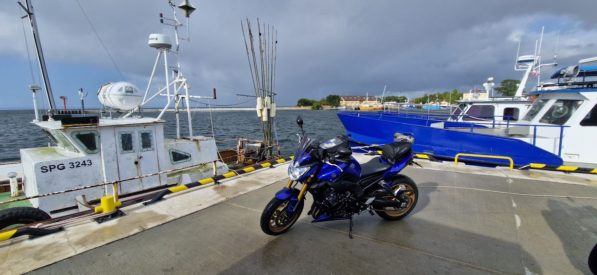 Yamaha fz8 fazer 800ccm faktura vat