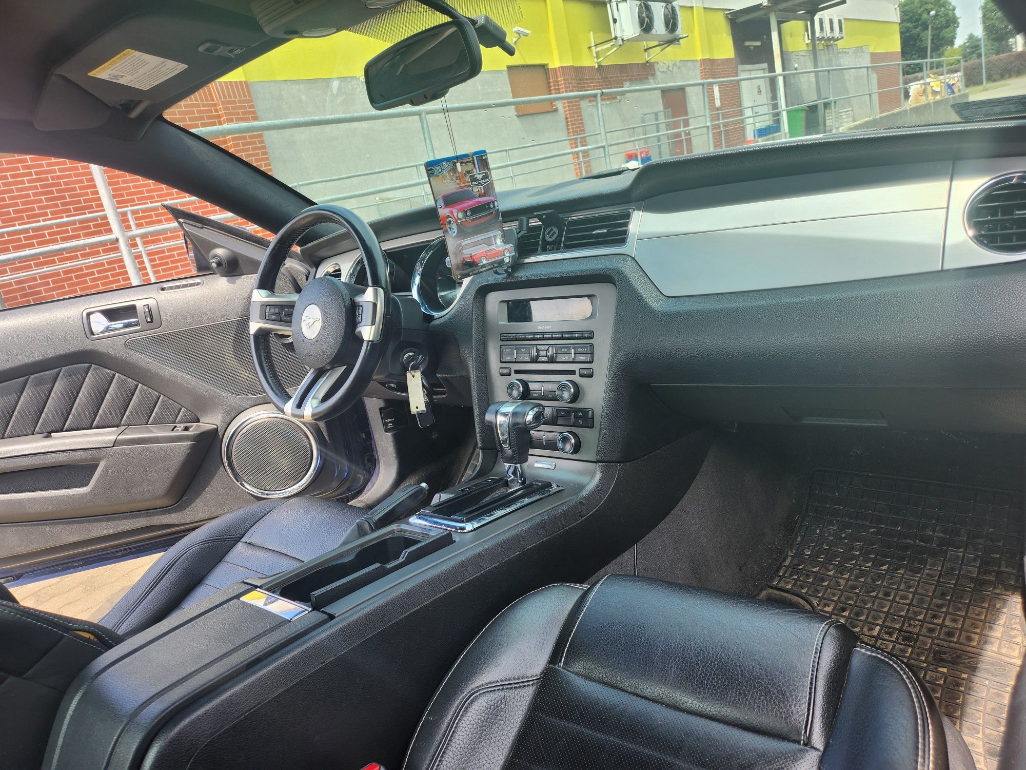 Ford Mustang 2010 4.0 V6 Premium + LPG