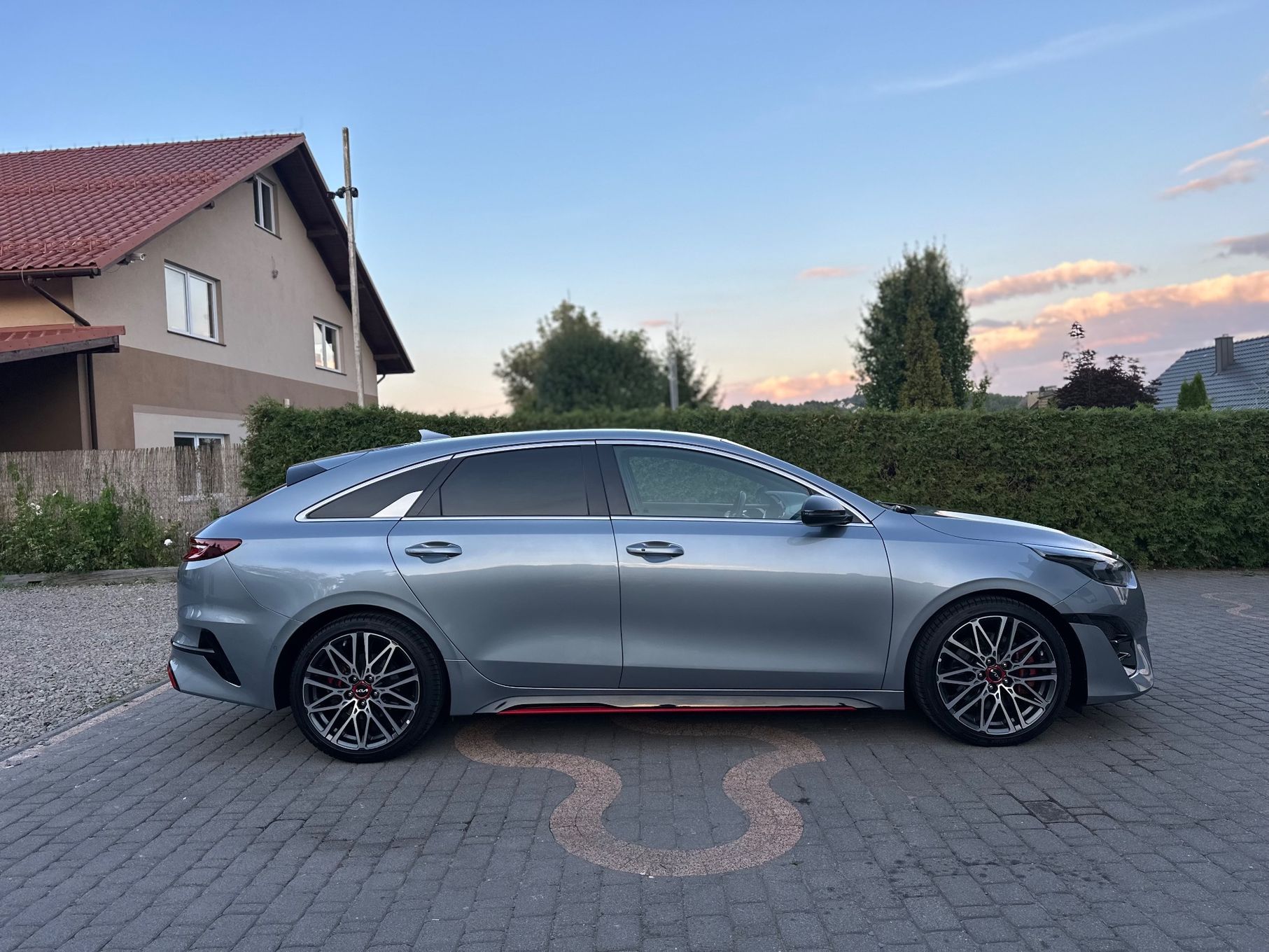 Kia ProCeed GT 1.6 T-GDI 204 KM DCT lunar silver 2022