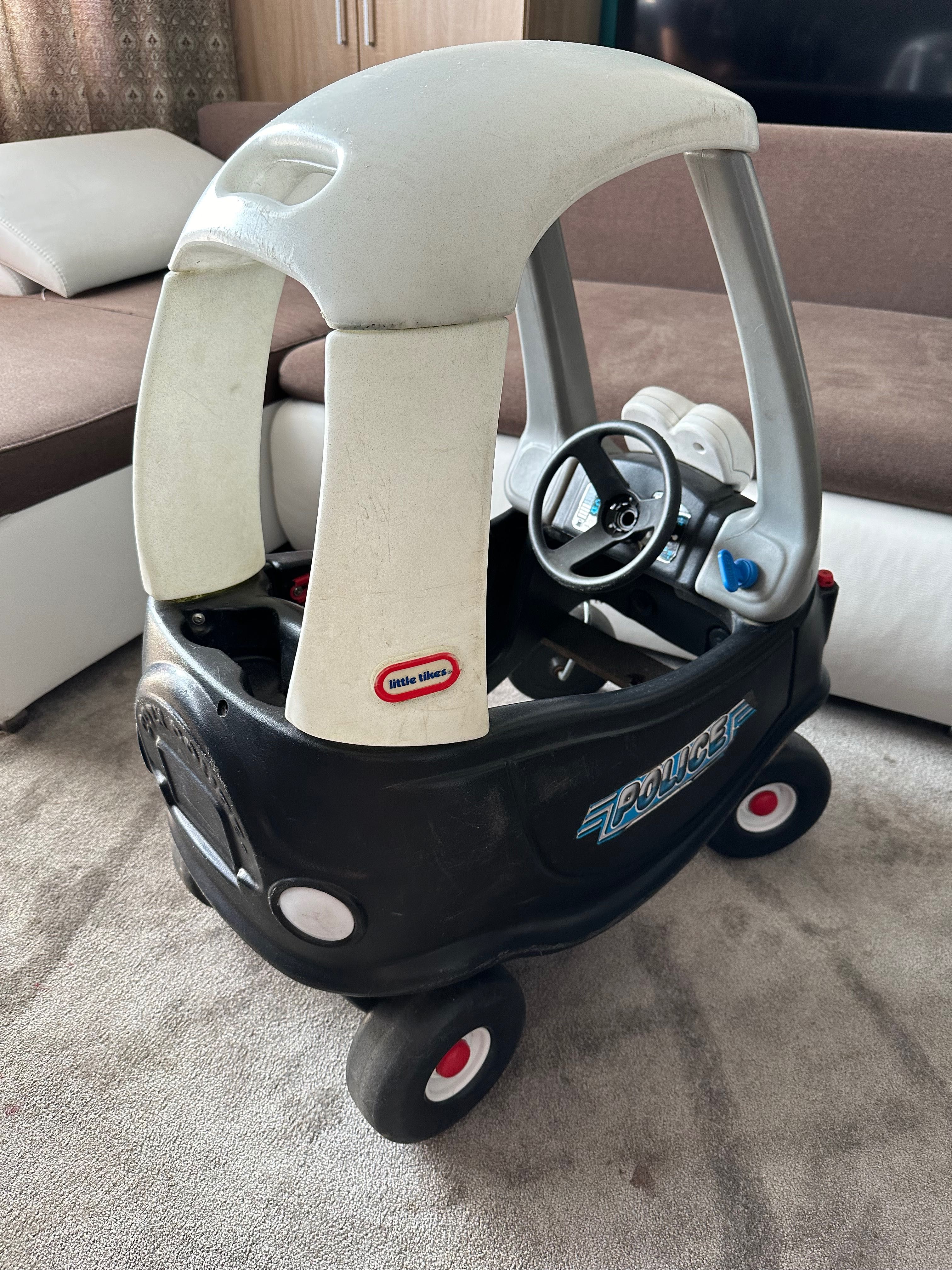 Cozy Coupe samoshod policyjny