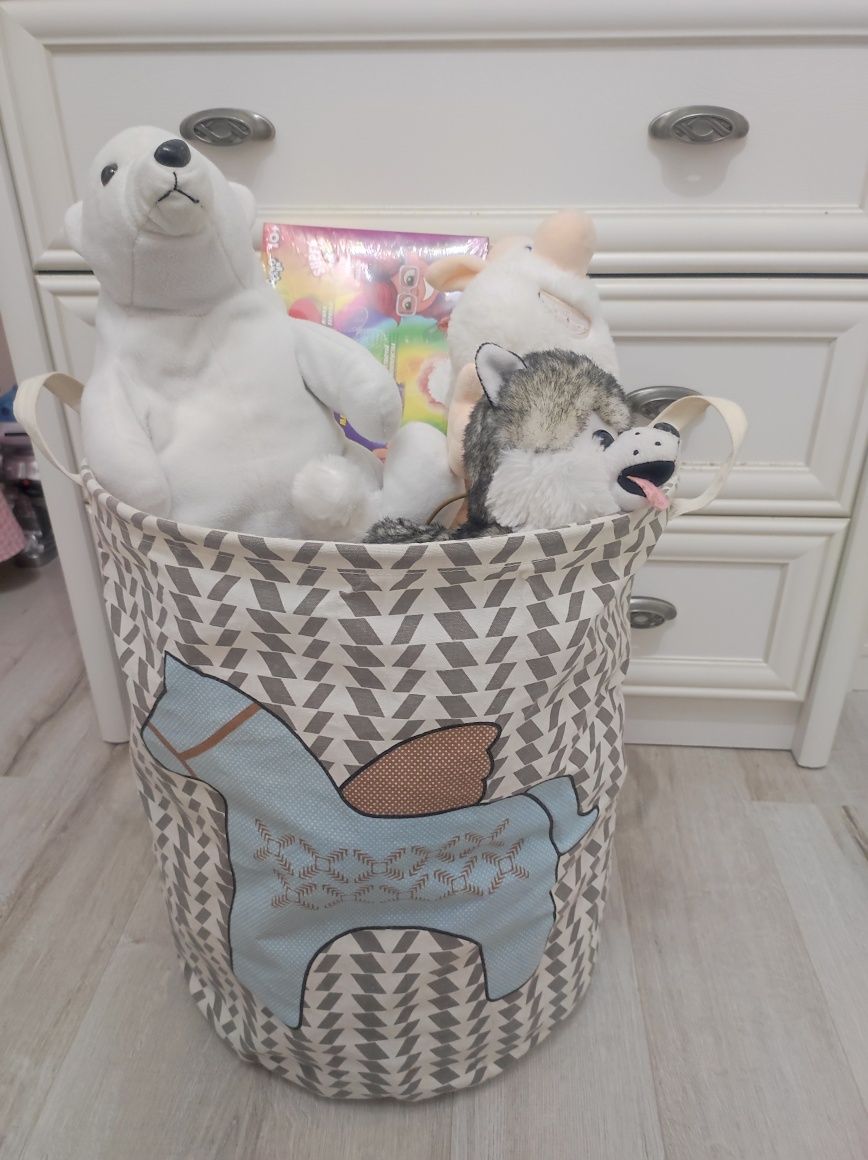 Іграшки + корзина для зберігання