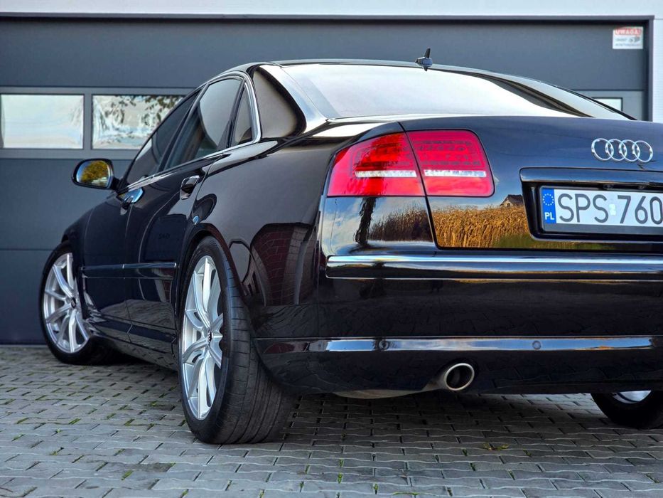 Audi A8 d3 bardzo dobry stan