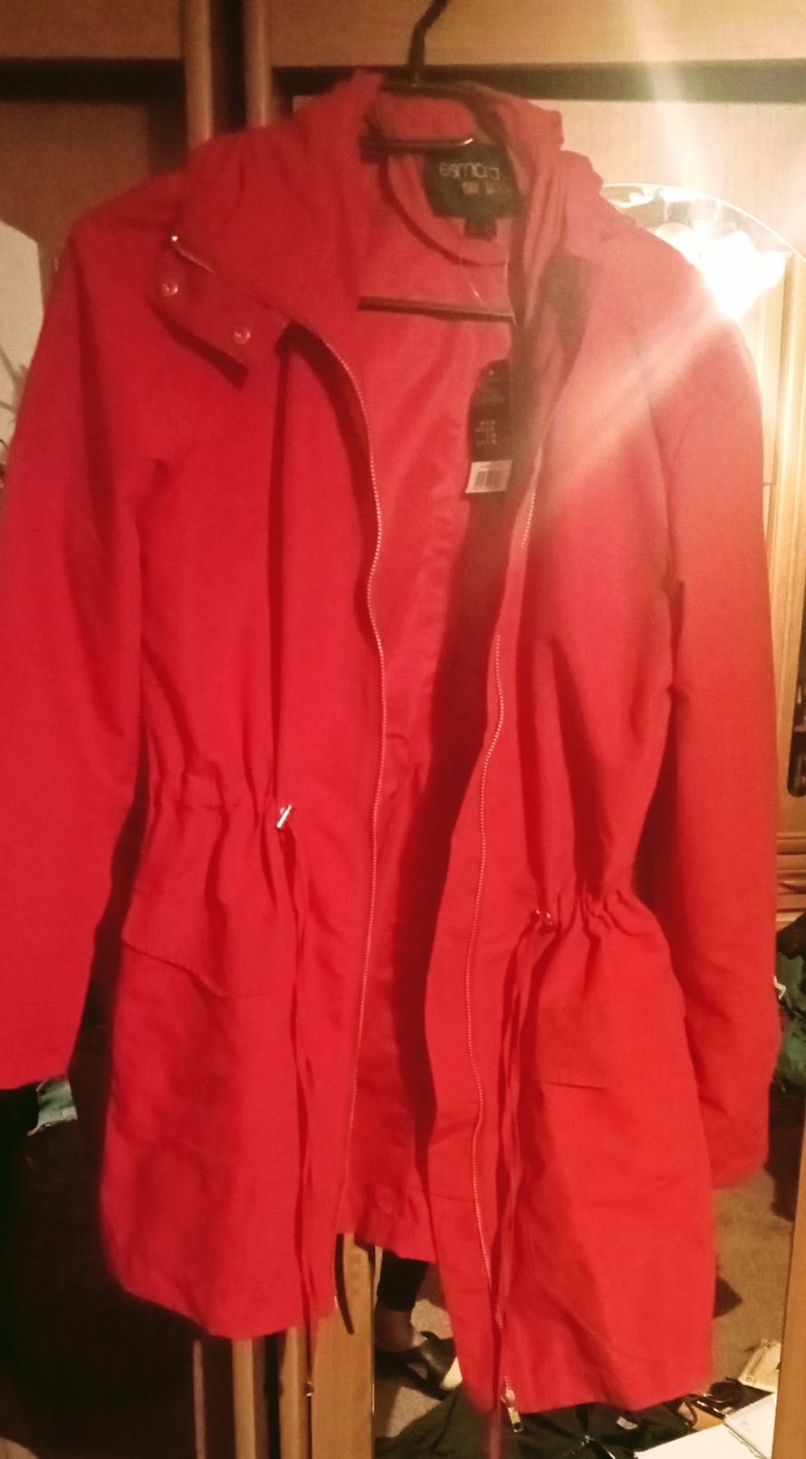 Parka czerwona cienka z kapturem,nowa, damska xs,s,m