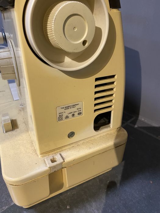 Швейна машинка singer / finesse