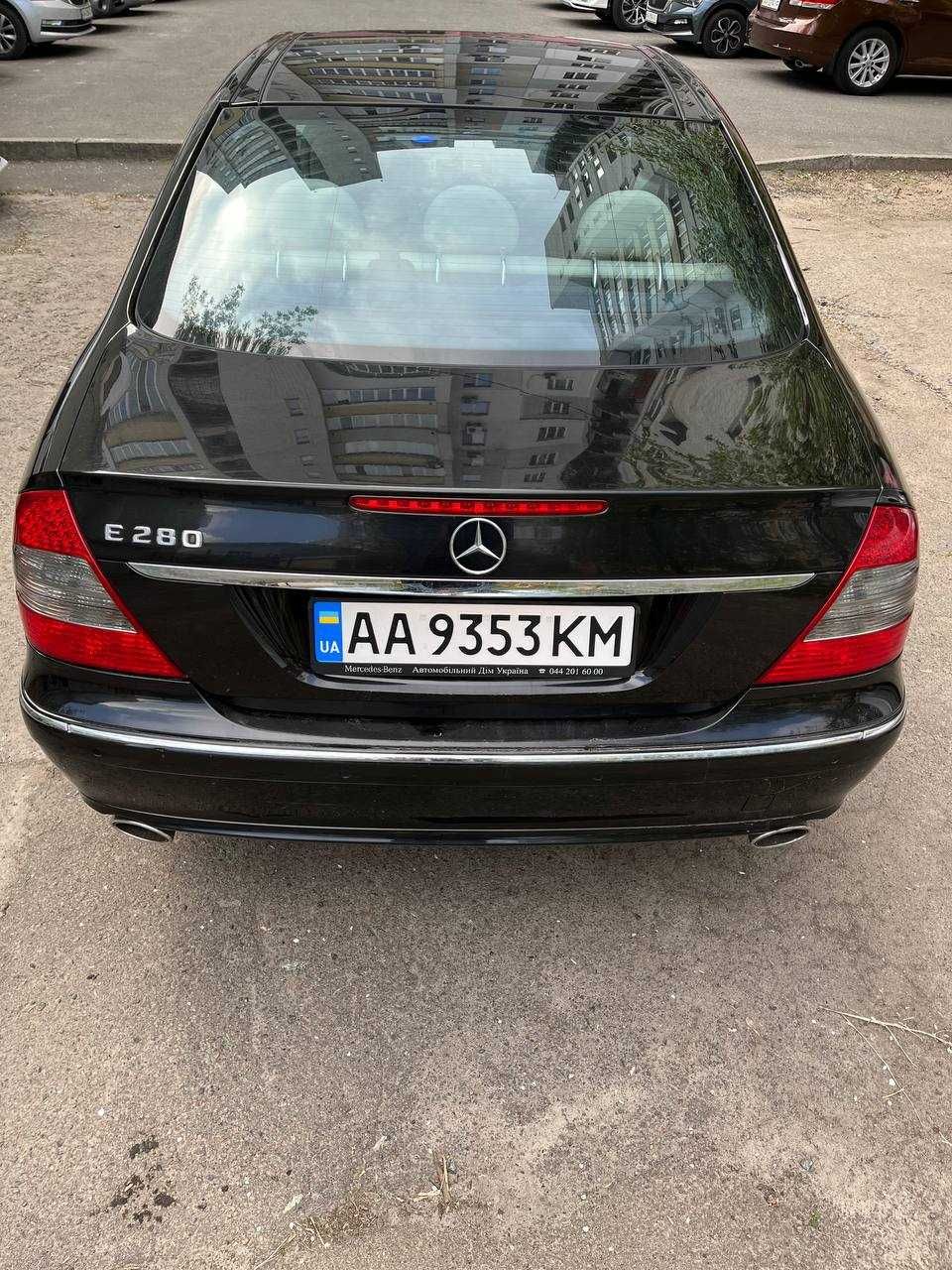 Mercedes-Benz E 280