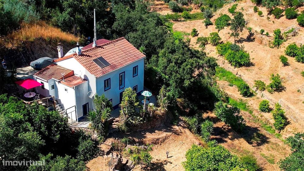 Moradia T2 com Jardim e Privacidade na Serra de Monchique