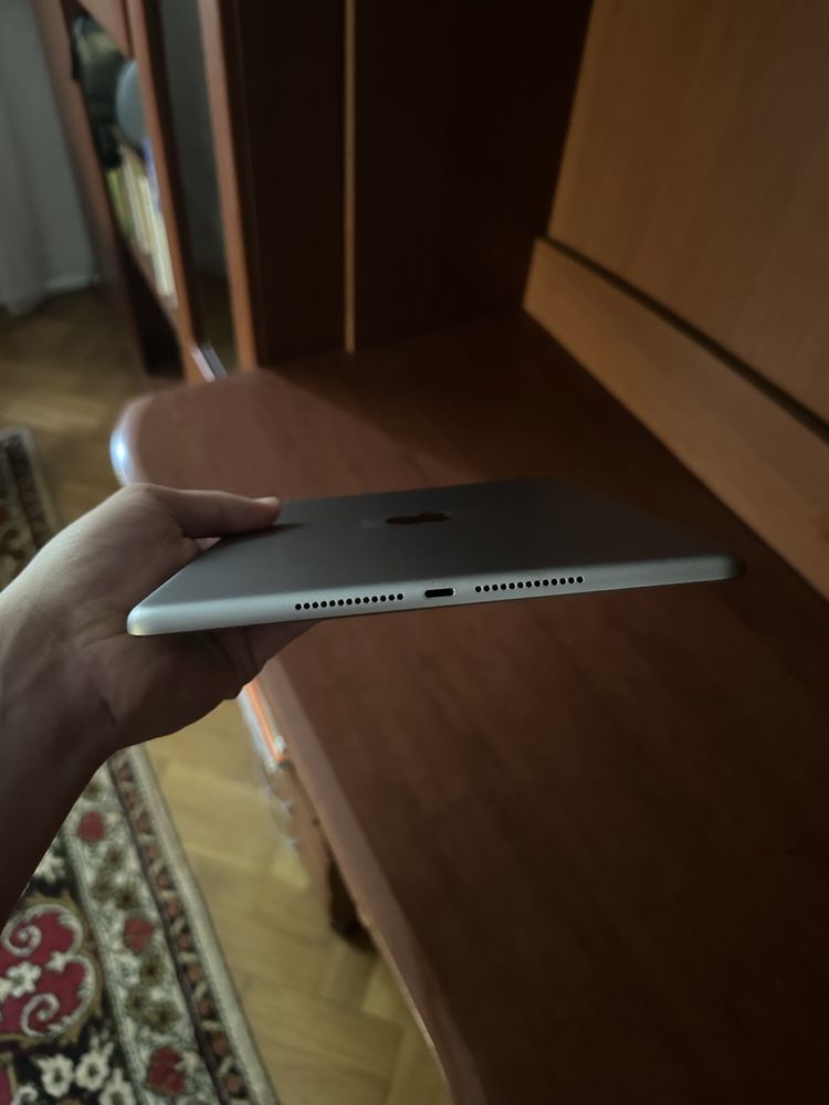 iPad 5 32 Gb 2018 Ідеальний для навчання, роботи та розваг Apple