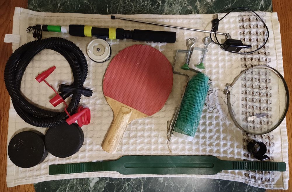 Мебельная фурнитура (стопора, ручки,колесики).