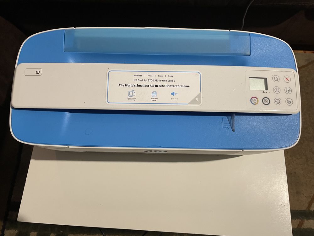 Продам струйный принтер HP DeskJet 3720
