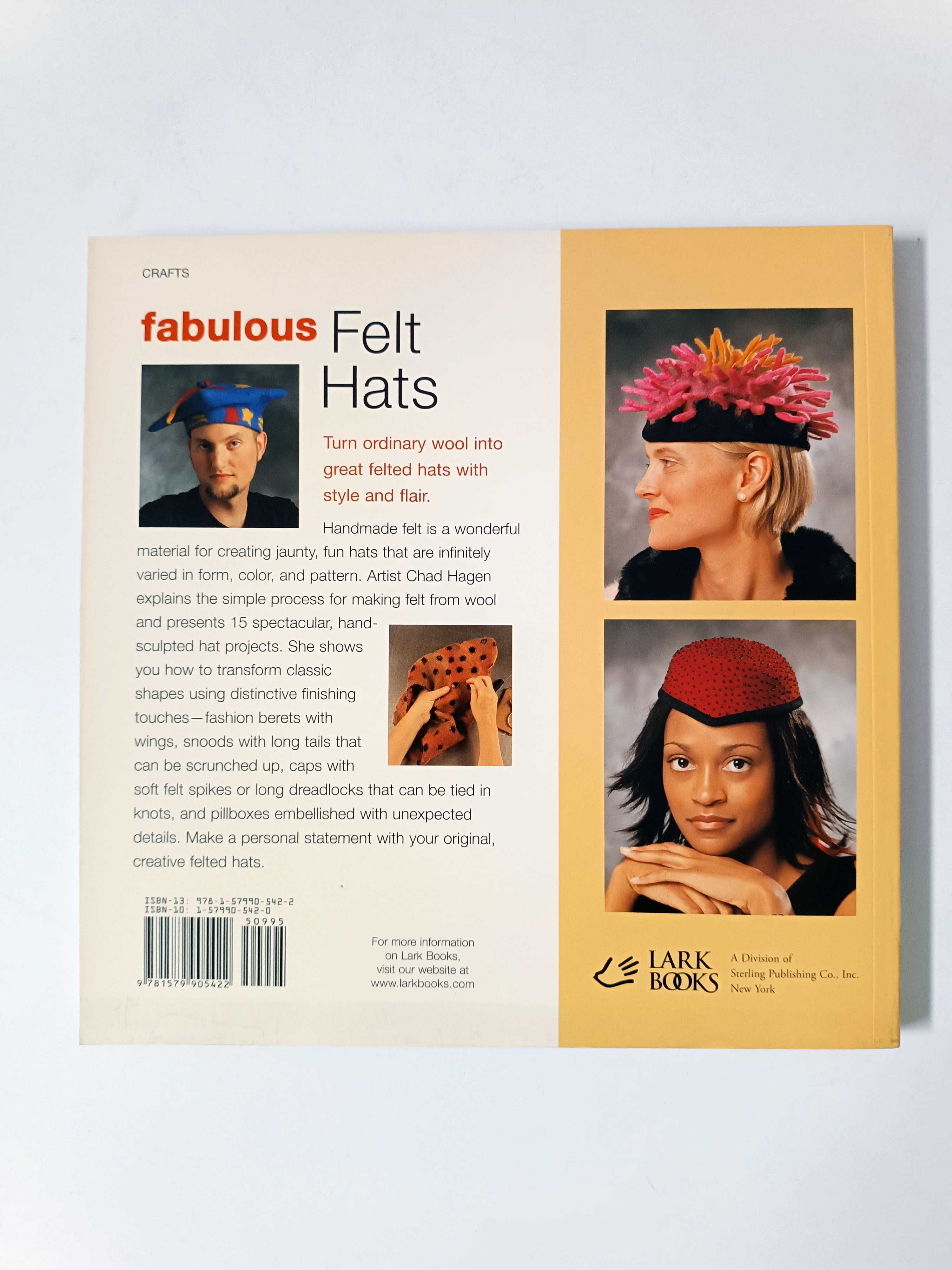 Livro 'Fabulous Felt Hats: Dazzling Designs from Handmade Felt'