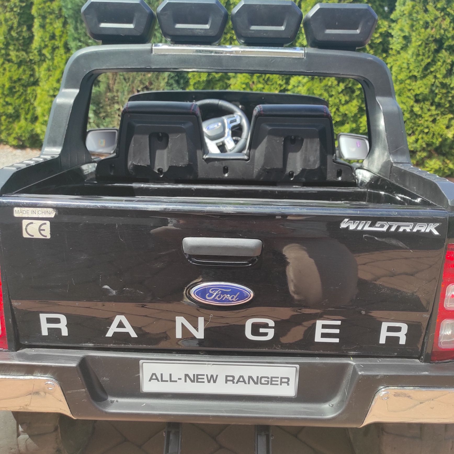 Ford Ranger 4*4 na akumulator dla dzieci