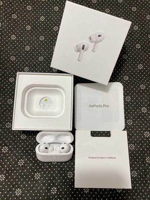 Оригінал AirPods Pro 2