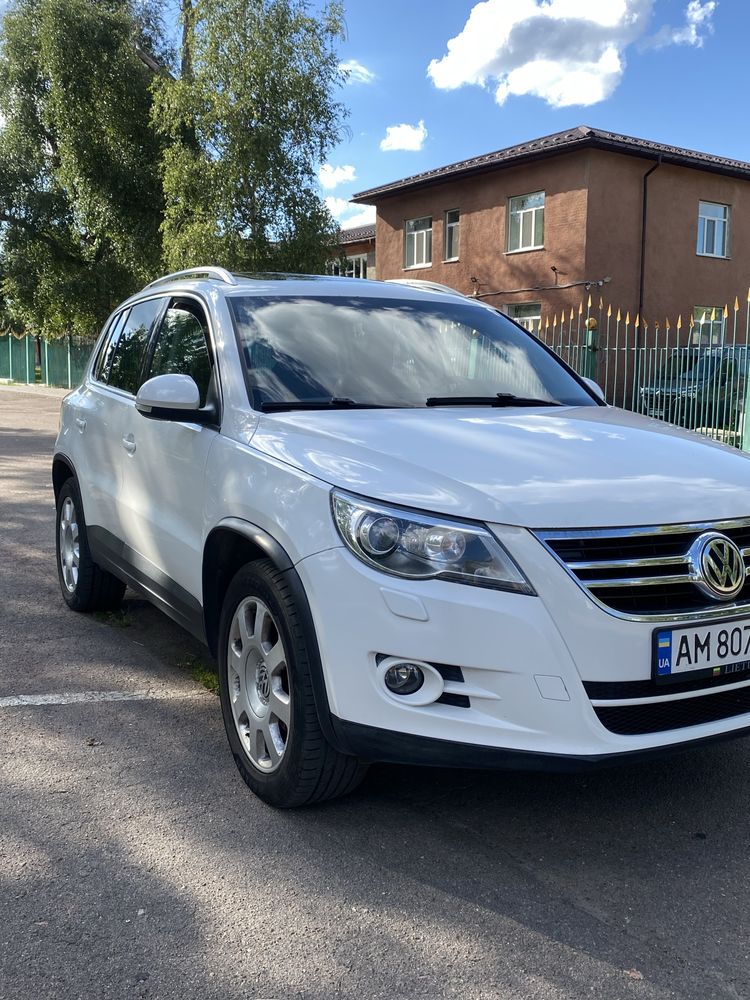 Тігуан 2008 2.0 бензин автомат