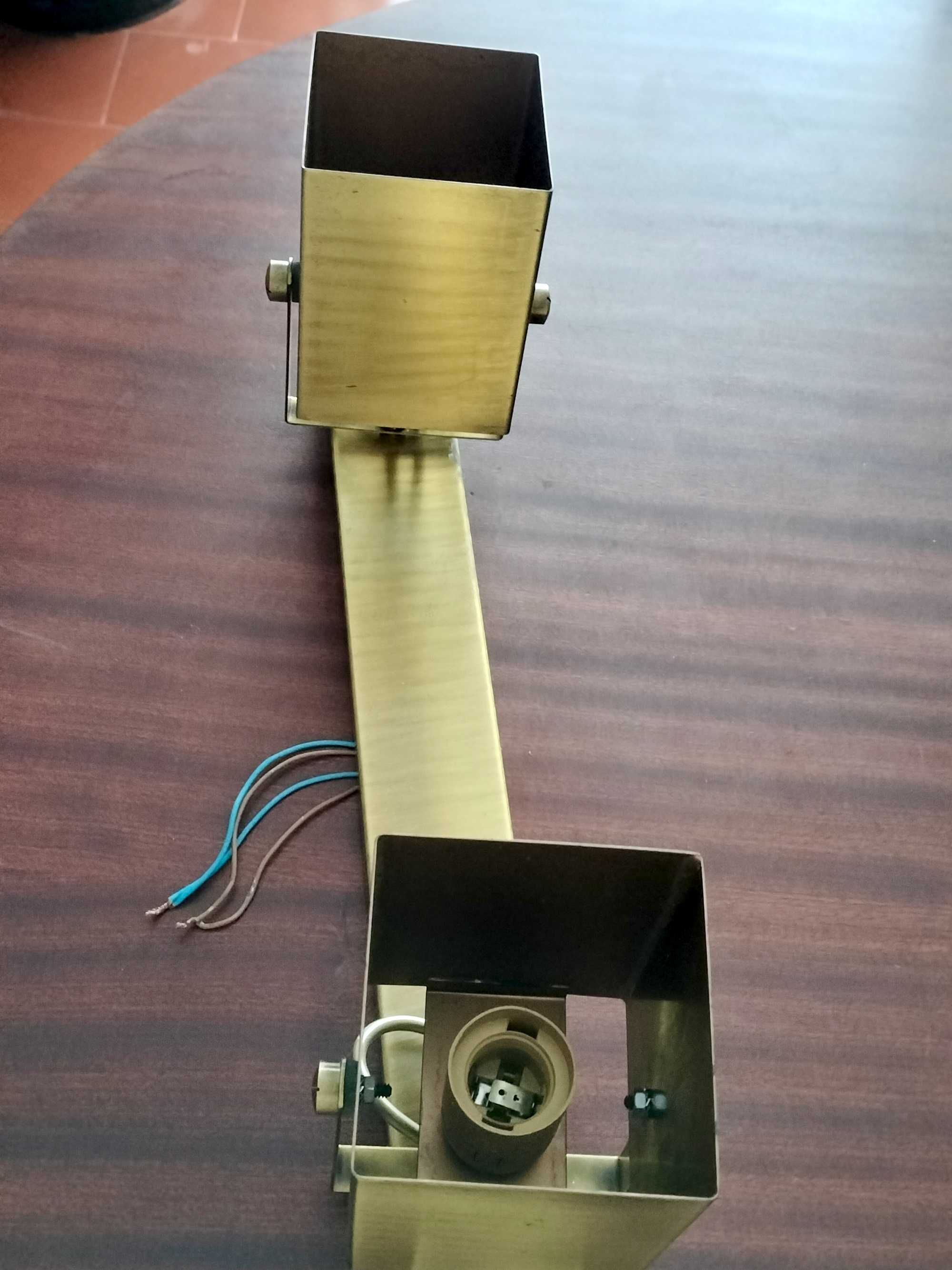 Candeeiro de teto em latão