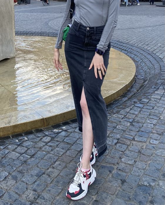 Спідниця Mango джинсова пряма з розрізом