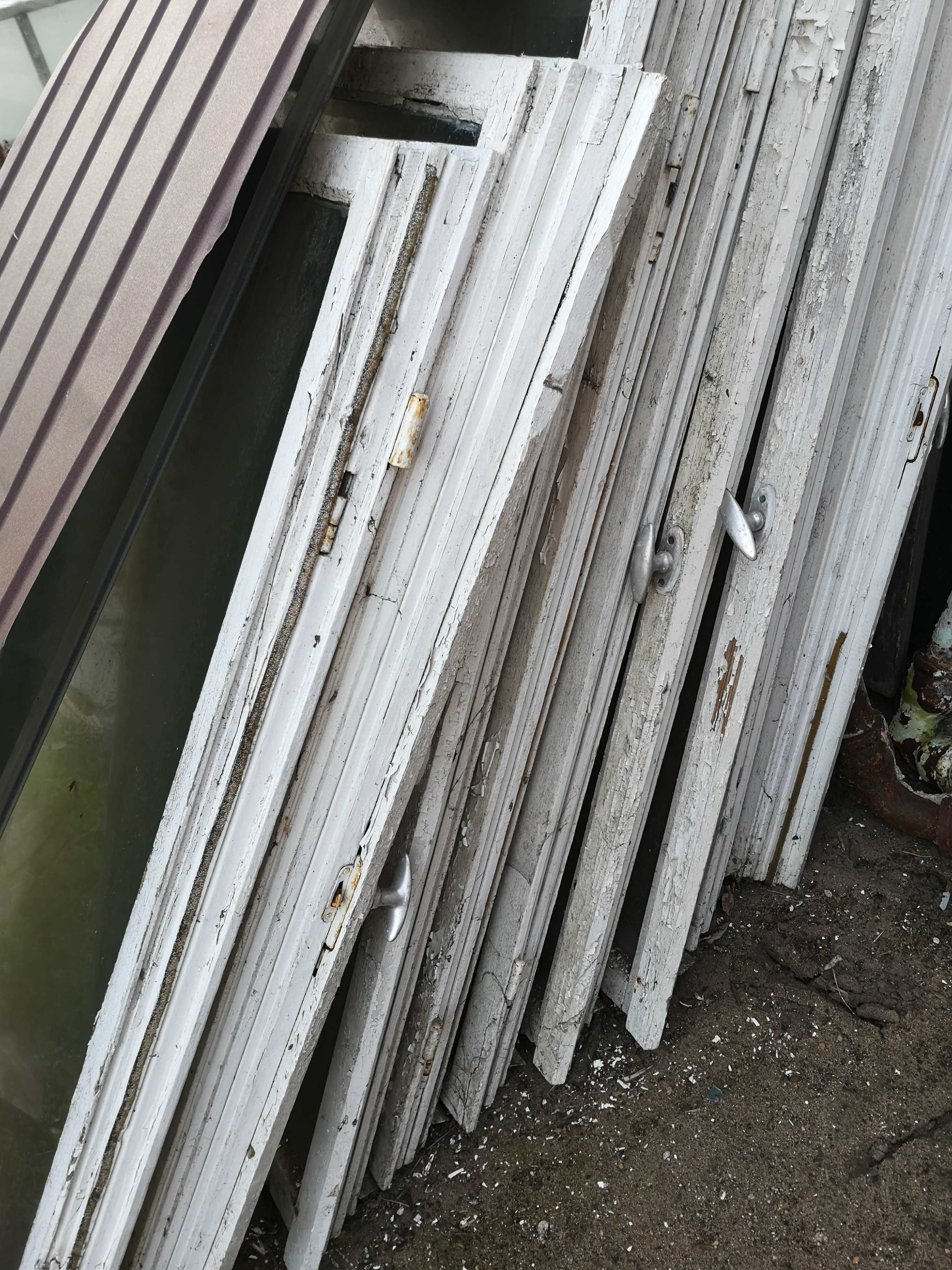 Okna drewniane z rozbiórki 9 szt oddam szklarnia