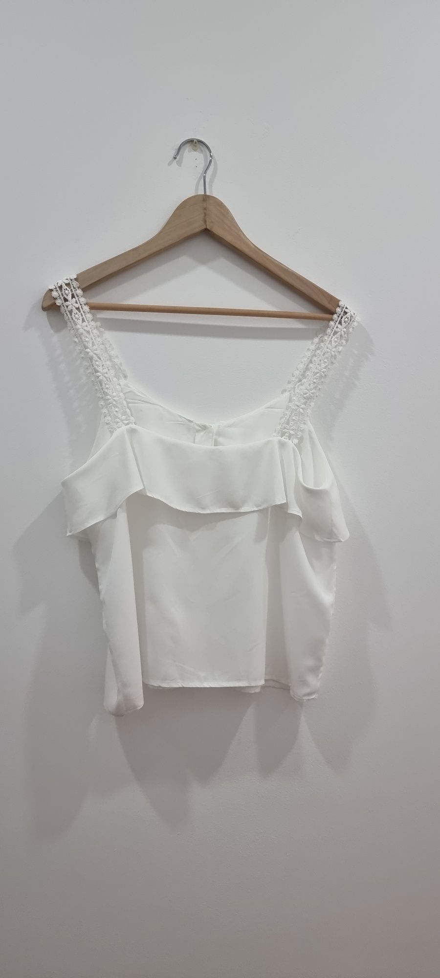 Top Camiseiro Branco - Tam. M