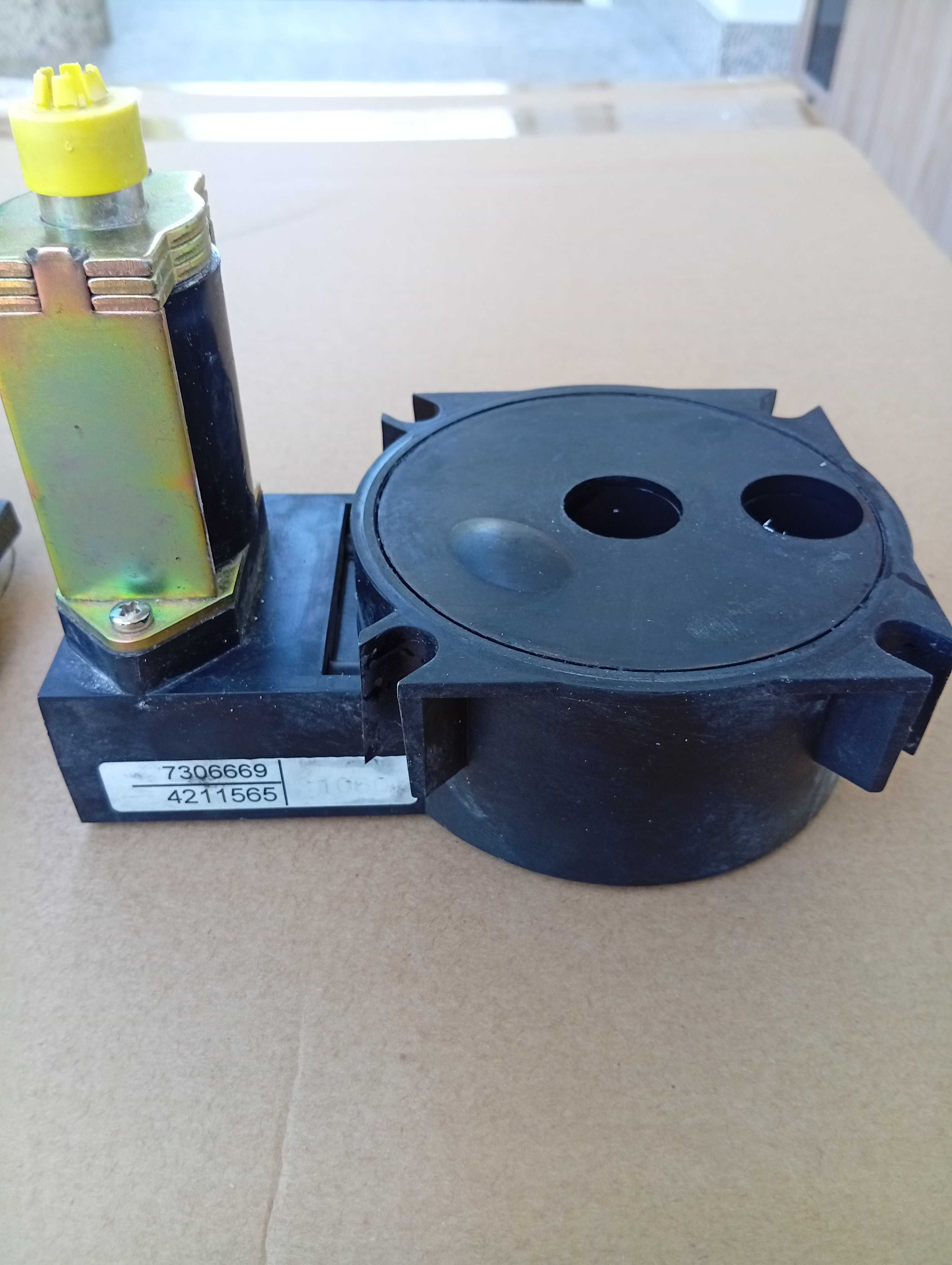 pompa viessmann 40/60 z zaworem trójdrożnym