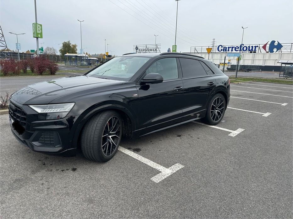 Cesja Leasingu Audi Q8 ( 2022, wersja wyposażenia FULL)