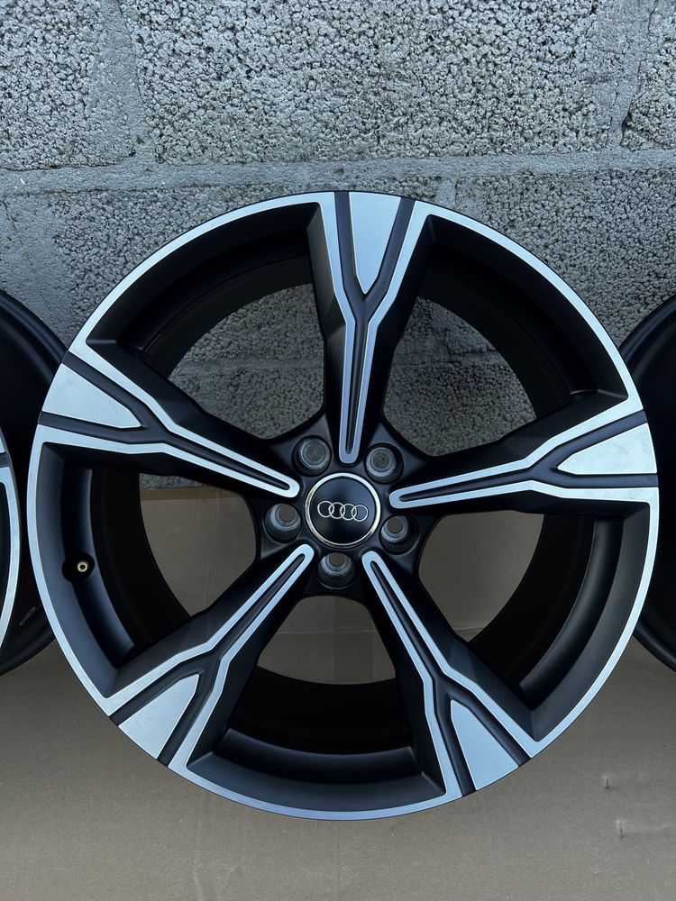 Nowe Oryginalne Alufelgi R20 5x112 Audi TT RS A6 C6 A4 B7 9J ET42