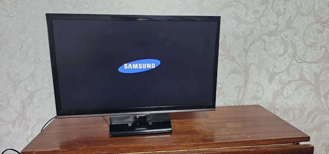 ТВ Samsung 22" LED-телевізор UE22H5000
UE22H5000
Модель: UE22H5000AK