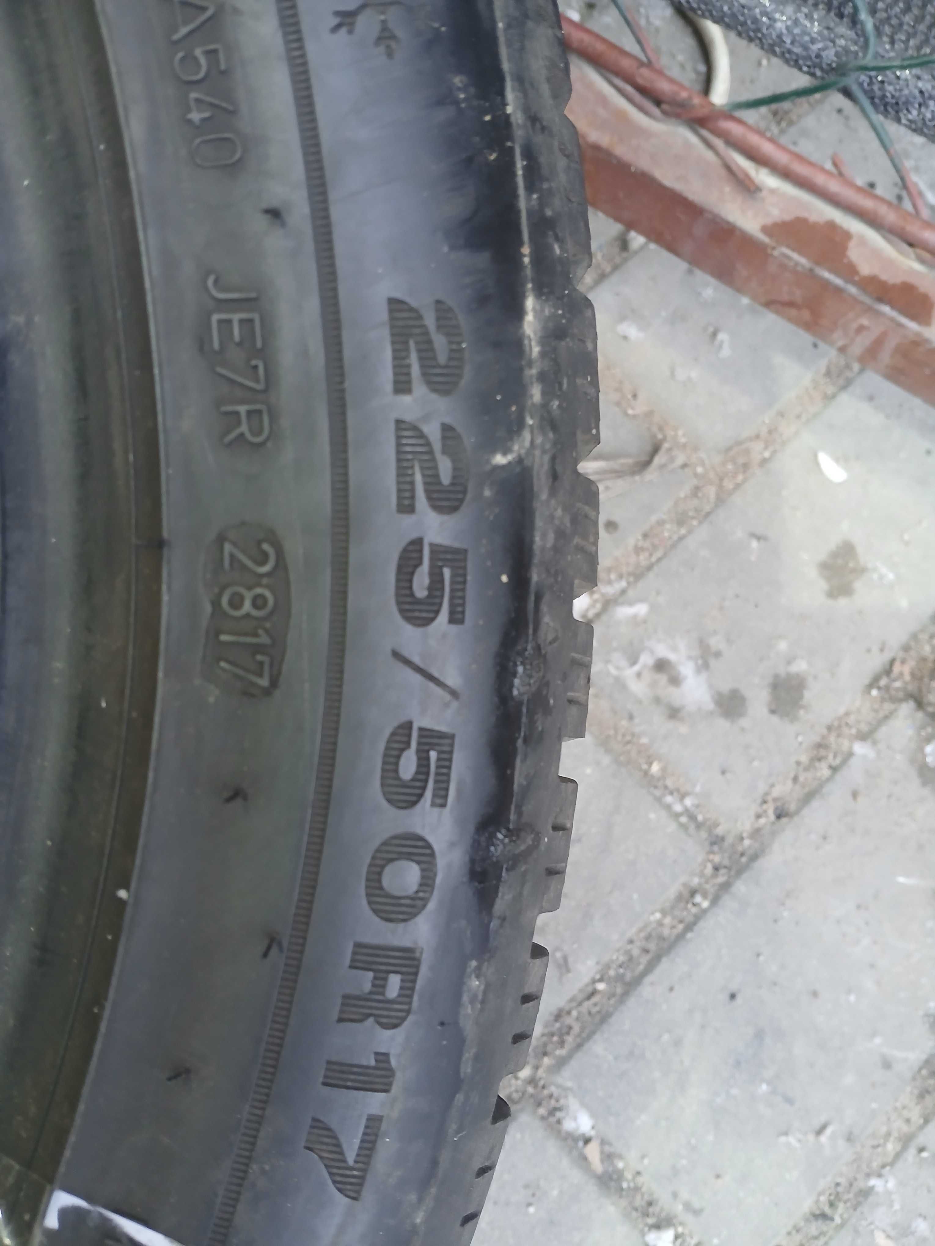 2x używane opony zimowe 225/50 R17 Dunlop Montaż Gwarancja