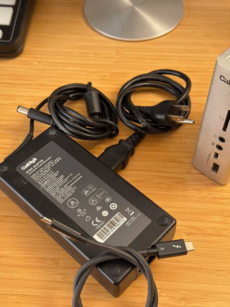Dock/hub CalDigit Thunderbolt Station 3 Plus (TS3 Plus)