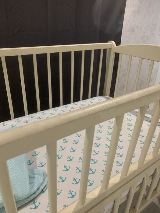 Дитяче ліжечко, ліжко