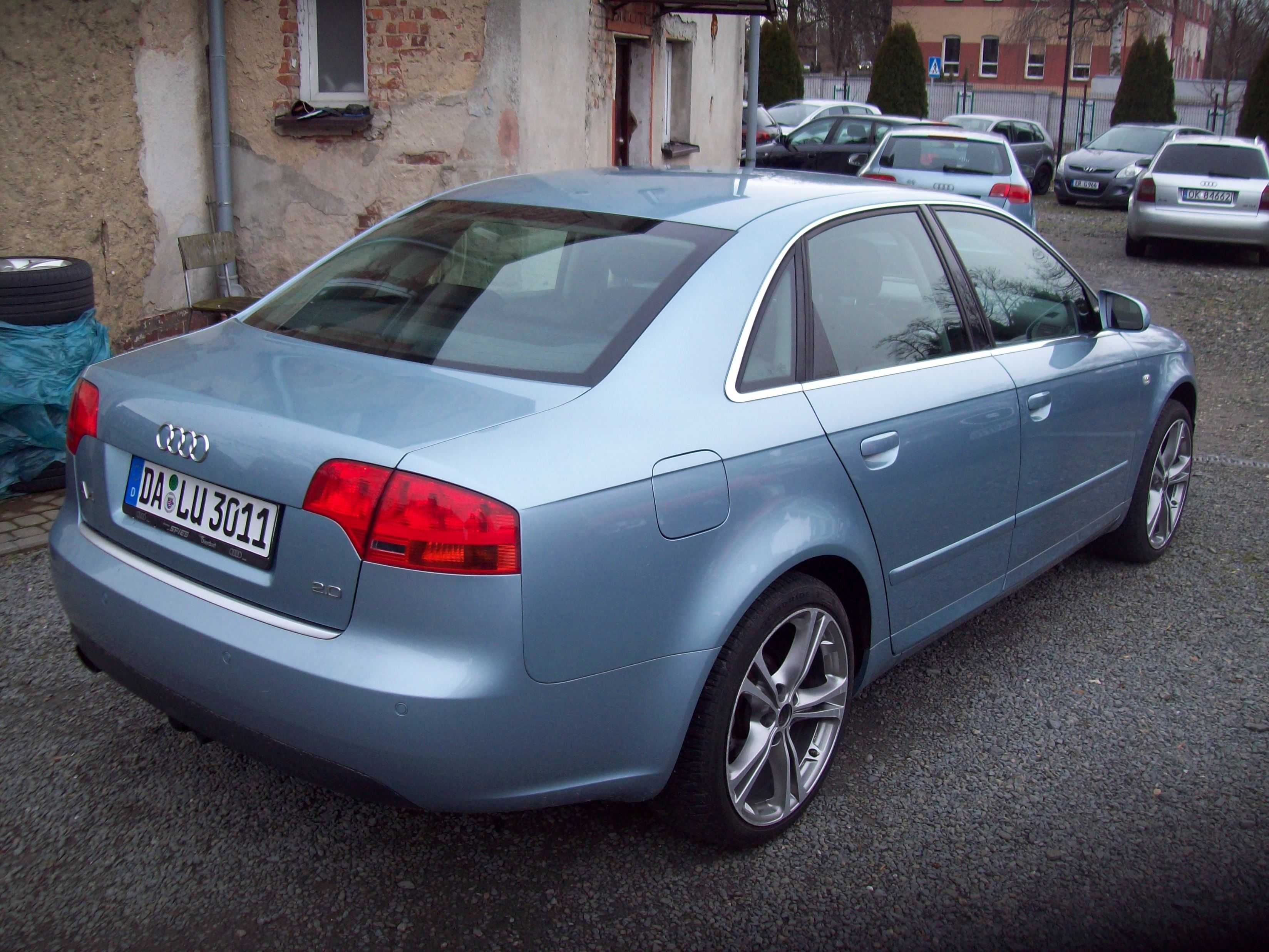 AUDI A4 2,0 SEDAN/stan idealny/bez korozji/