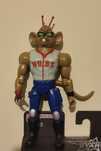 Figura Throttle dos MotoRatos de Marte