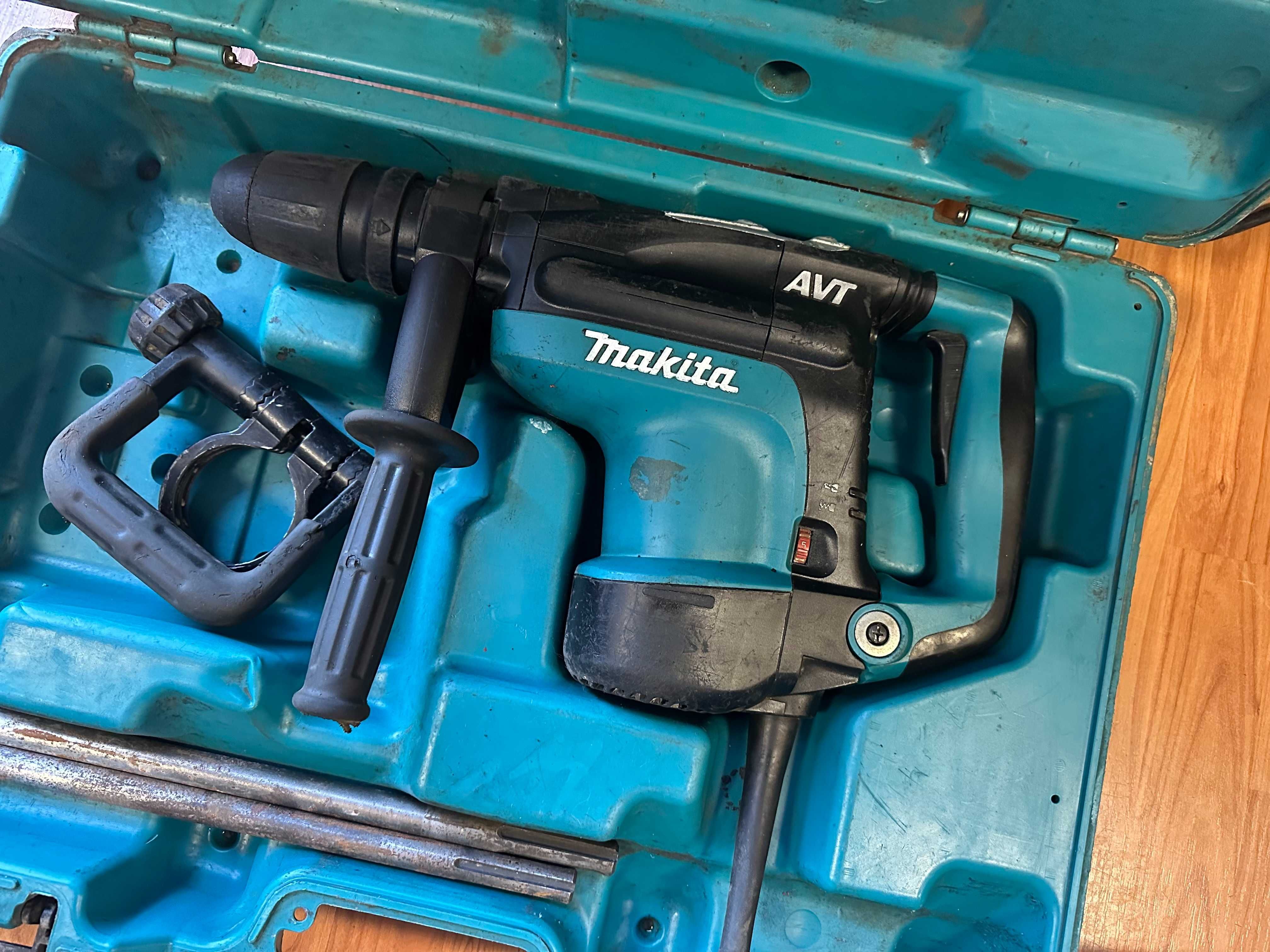 Młotowiertarka Makita HR4001c Zestaw Dłuto