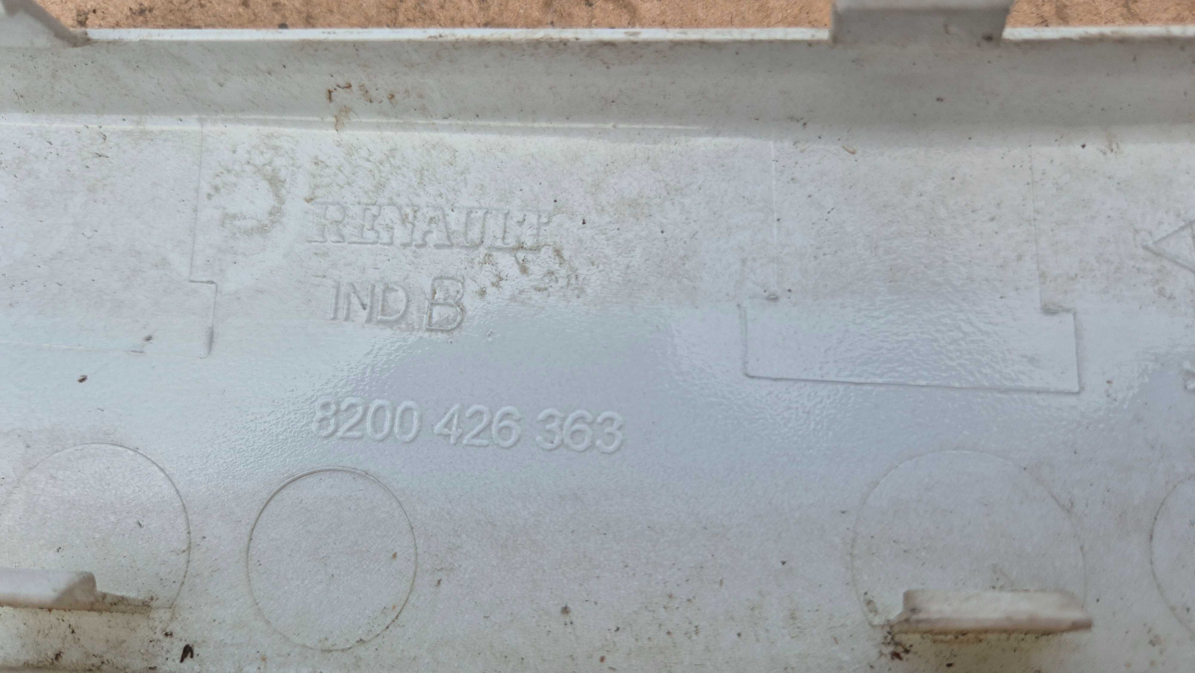 Listwa atrapy Atrapa Grill Renault Master 07-10