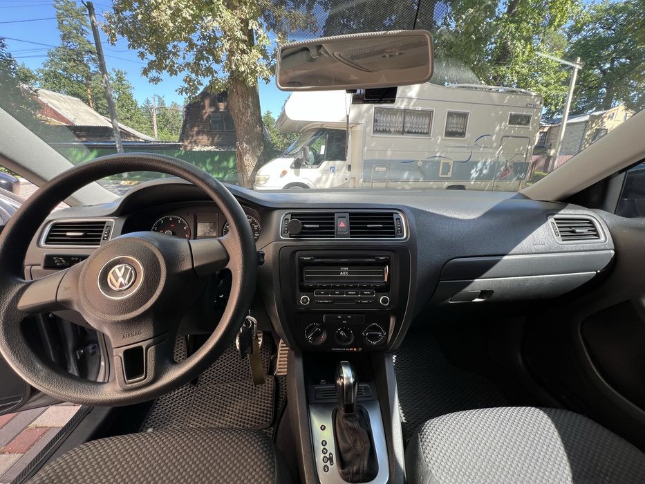 Продам Volkswagen jetta 6 2014