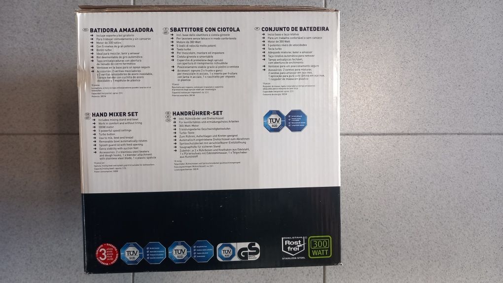 Batedeira SilverCrest com taça rotativa – nova e selada