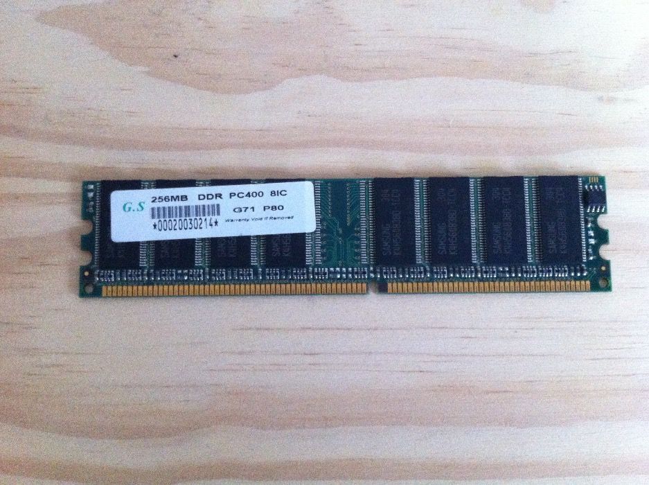 Memória RAM 256MB