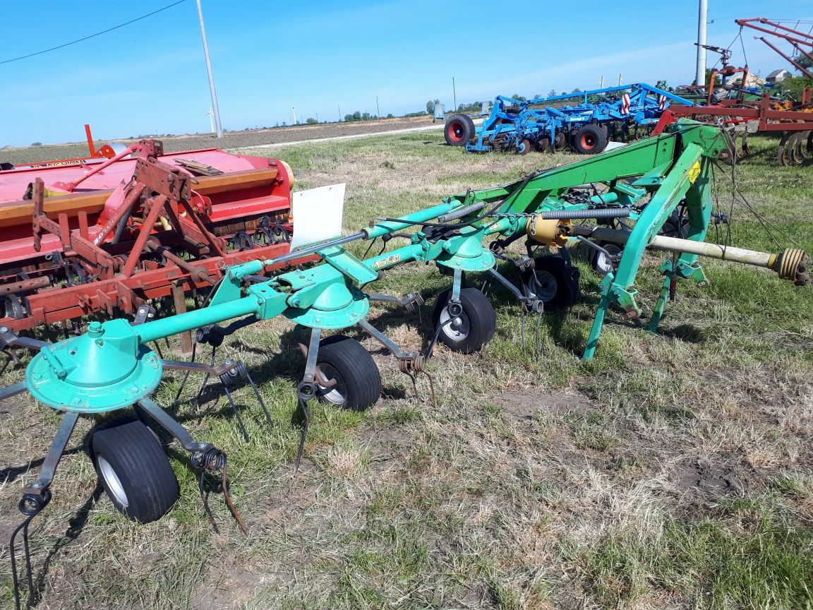 Przetrząsarka Deutz-Fahr KH 2-64 Hydro