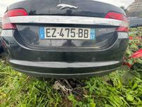 Задній Бампер до Jaguar XF