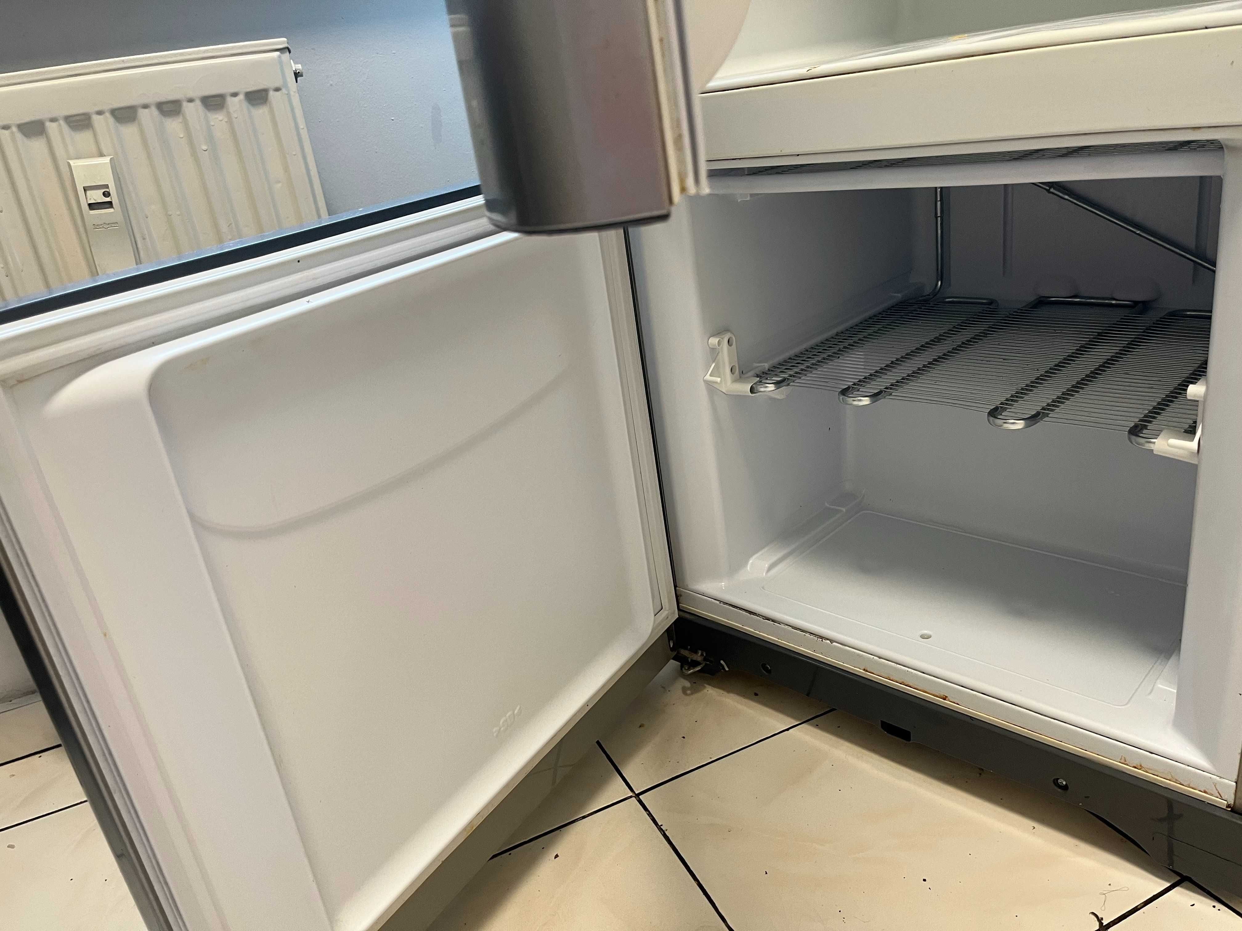 lodówka Indesit wys. 140